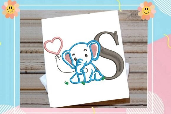 S Letter Cute Elephant Decor